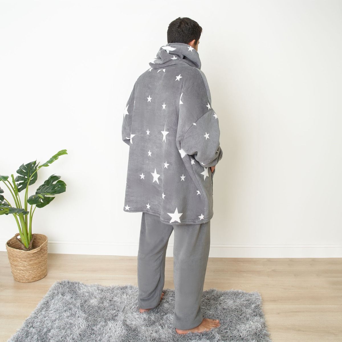 Adults Star Print Hoodie Blanket