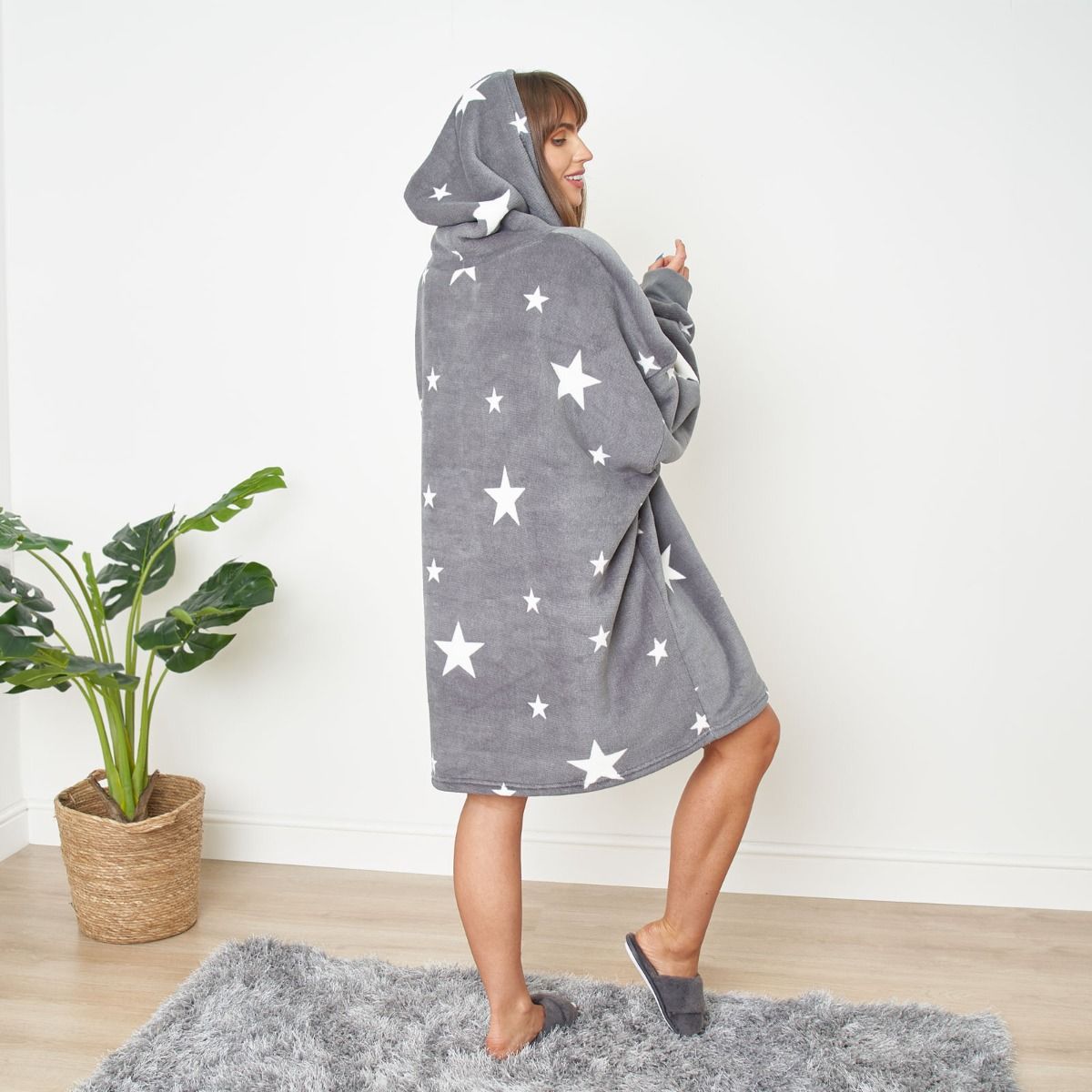 Adults Star Print Hoodie Blanket