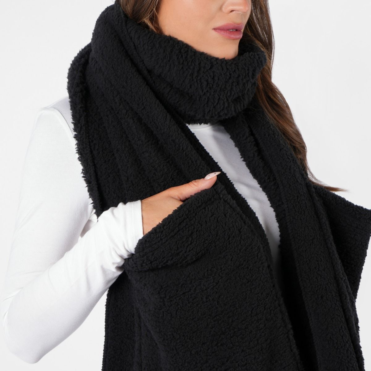 Teddy Fleece Pocket Scarf