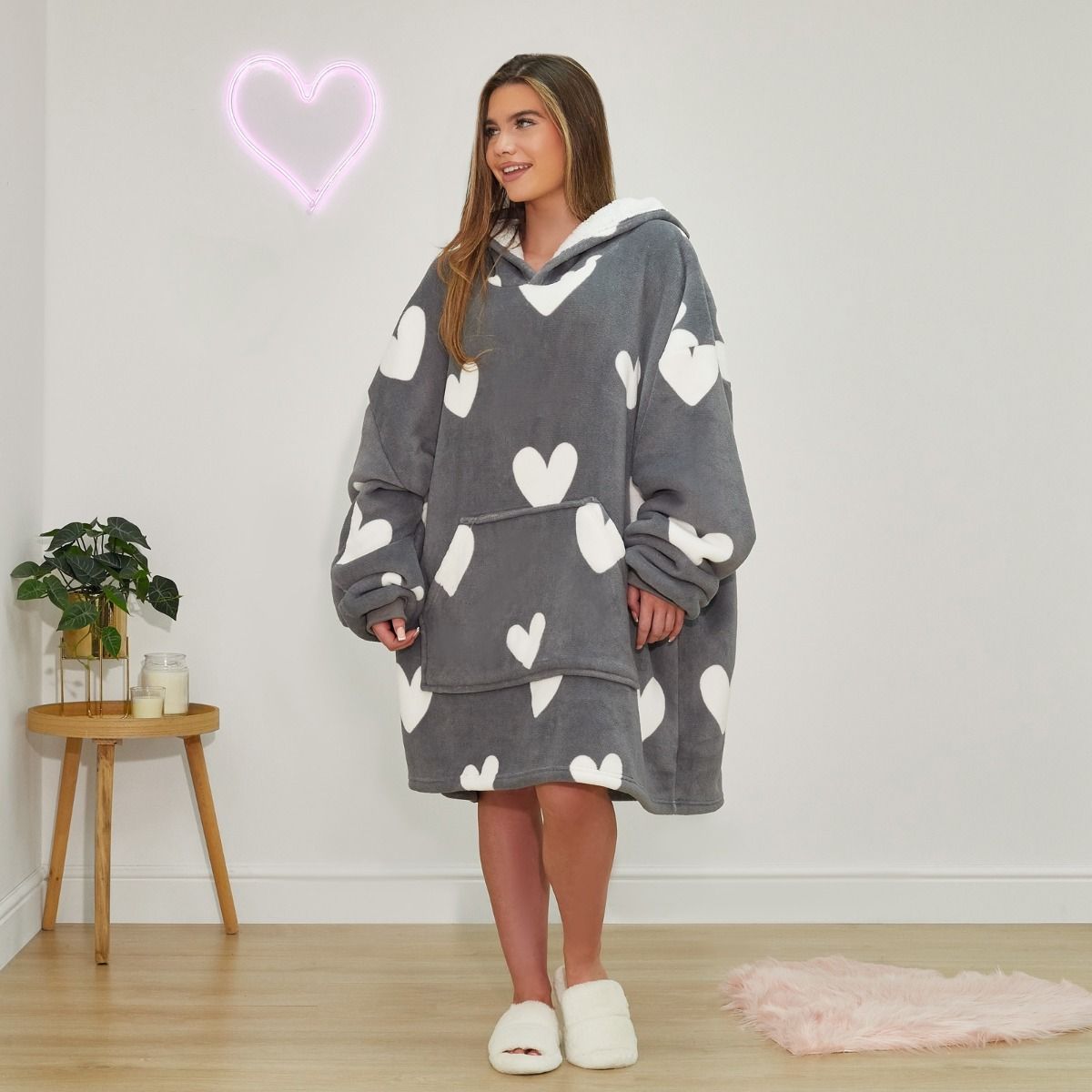 Heart Print Hooded Blanket