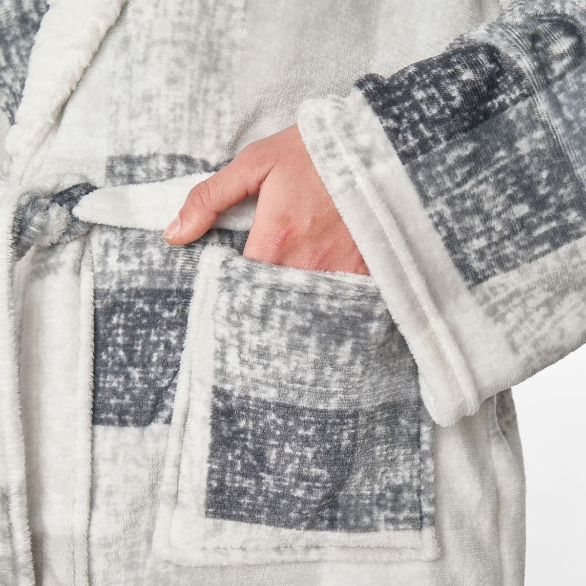 Check Print Hooded Sherpa Fleece Dressing Gown